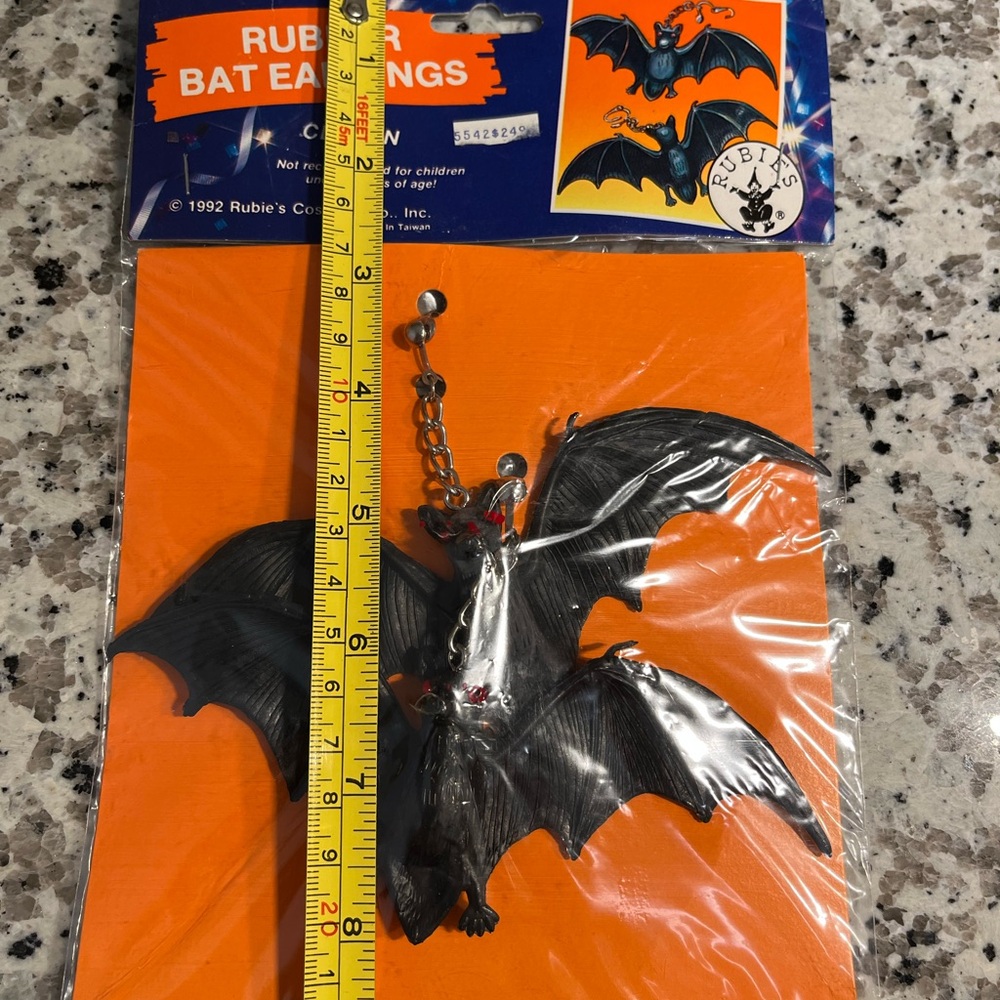 Bat Earrings - Picture 2 of 8